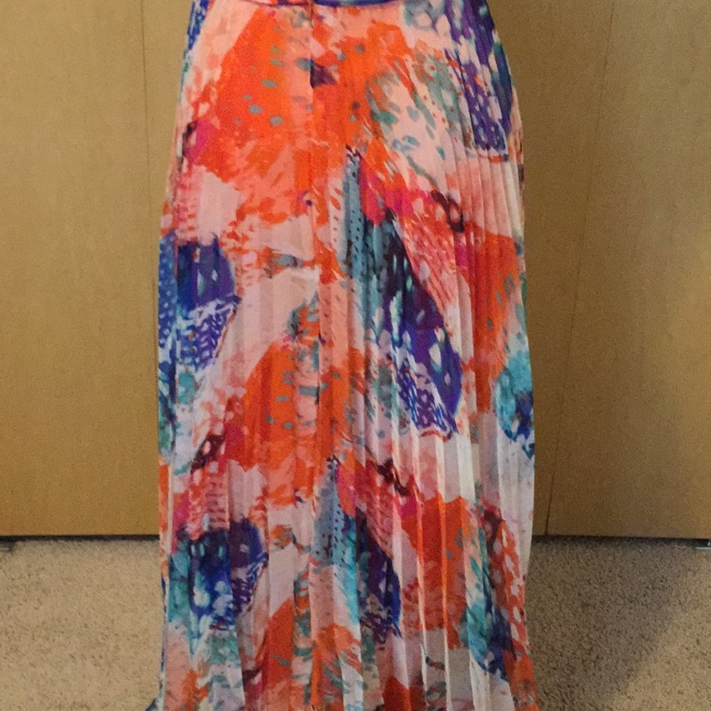 Pleat Gauze Halter Gown LAUNDRY BY SHELLI SEGAL - Picture 7 of 8